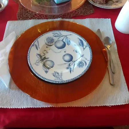 Alojamento de Acomodação e Pequeno-almoço Artistic House 3*