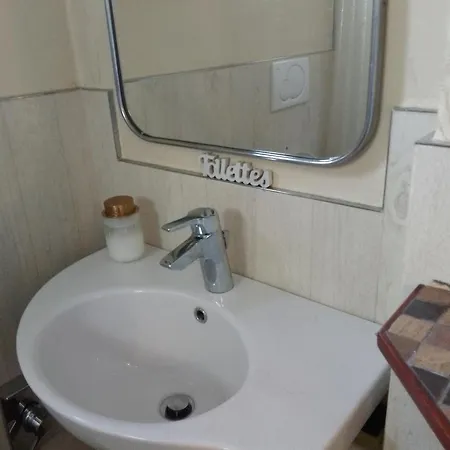 Artistic House 3* Bari