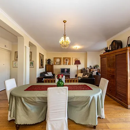 Alojamento de Acomodação e Pequeno-almoço Artistic House