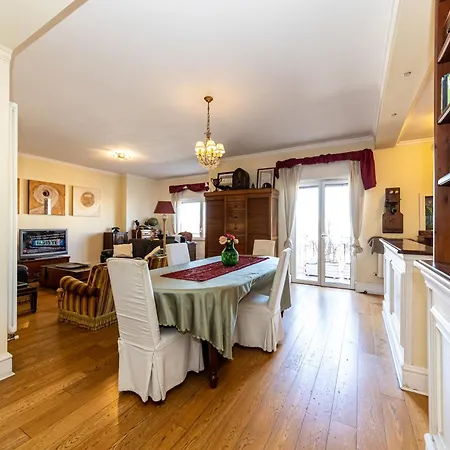 Alojamento de Acomodação e Pequeno-almoço Artistic House Bari