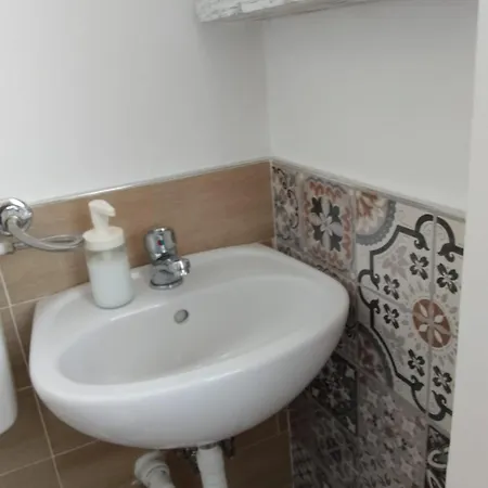 Alojamento de Acomodação e Pequeno-almoço Artistic House