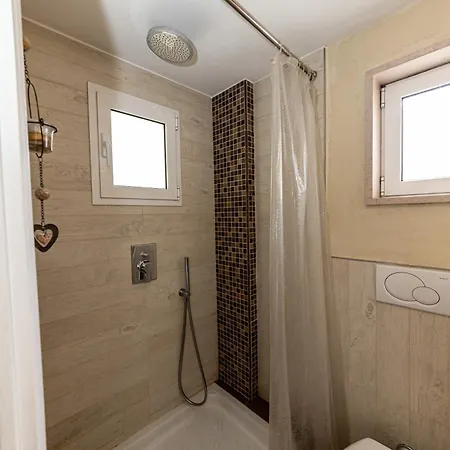 Bed & Breakfast Artistic House 3*