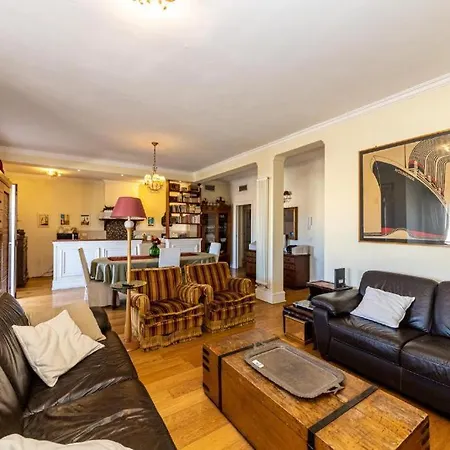 Artistic House Frühstückspension Bari